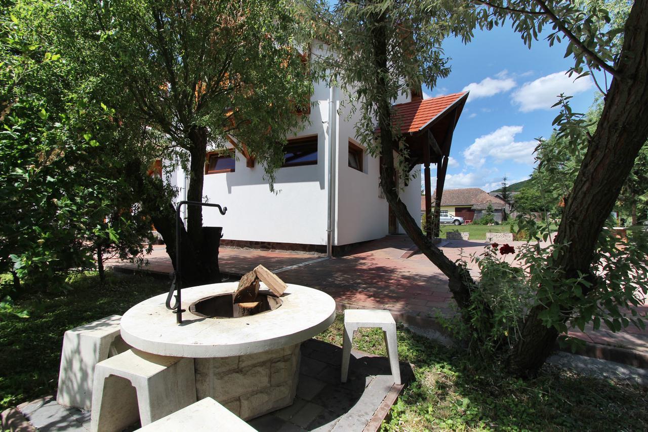 Bed and Breakfast Felso Fogado Felsotold Экстерьер фото